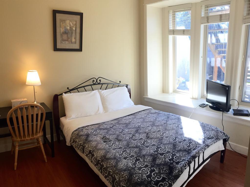Imperial House Burnaby Quarto foto