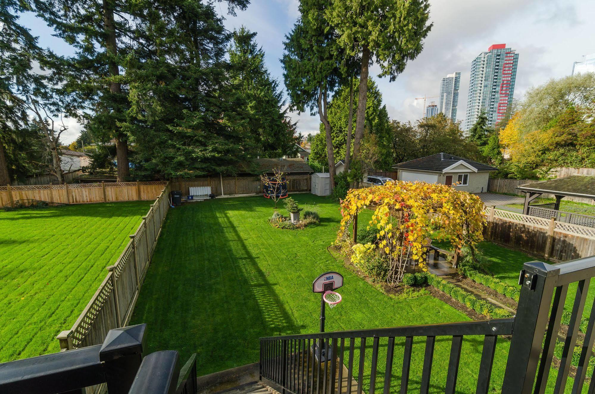 Imperial House Burnaby Exterior foto
